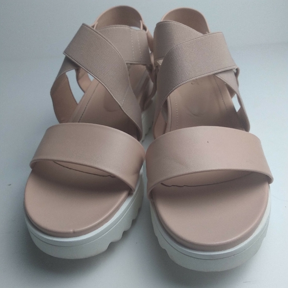 Dream Girl Nude open toe ankle strap  platform wedge samdals size 6 - Picture 5 of 9